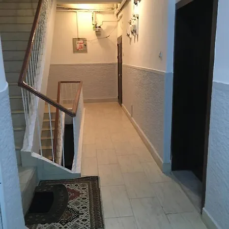 Kurtulus Park Private-Shared Apartment With Garden View *